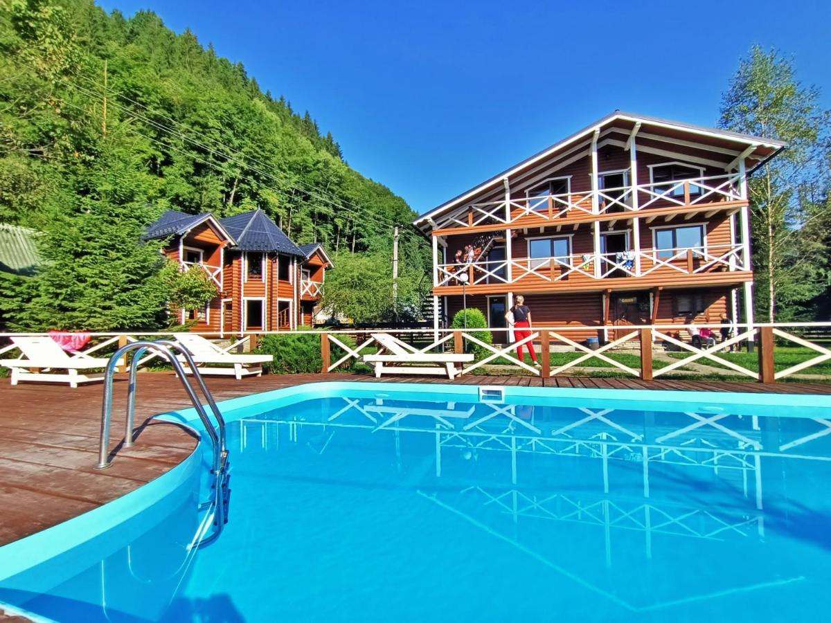 Gorycvit Hotel Verkhniy Yasenov Exterior foto