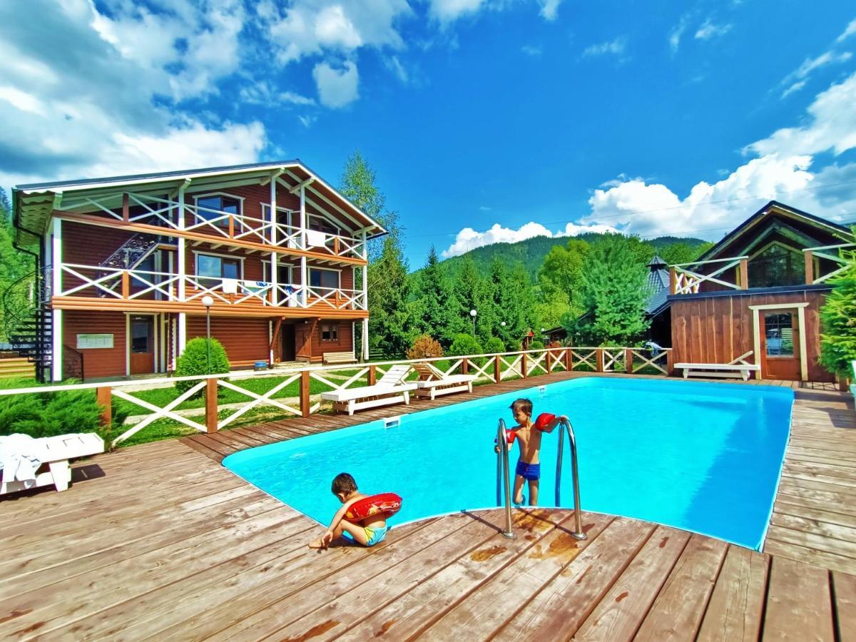 Gorycvit Hotel Verkhniy Yasenov Exterior foto