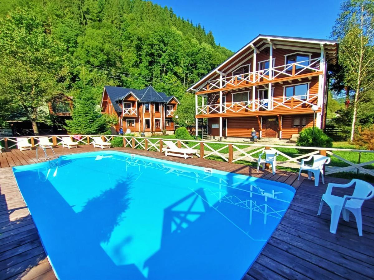 Gorycvit Hotel Verkhniy Yasenov Exterior foto