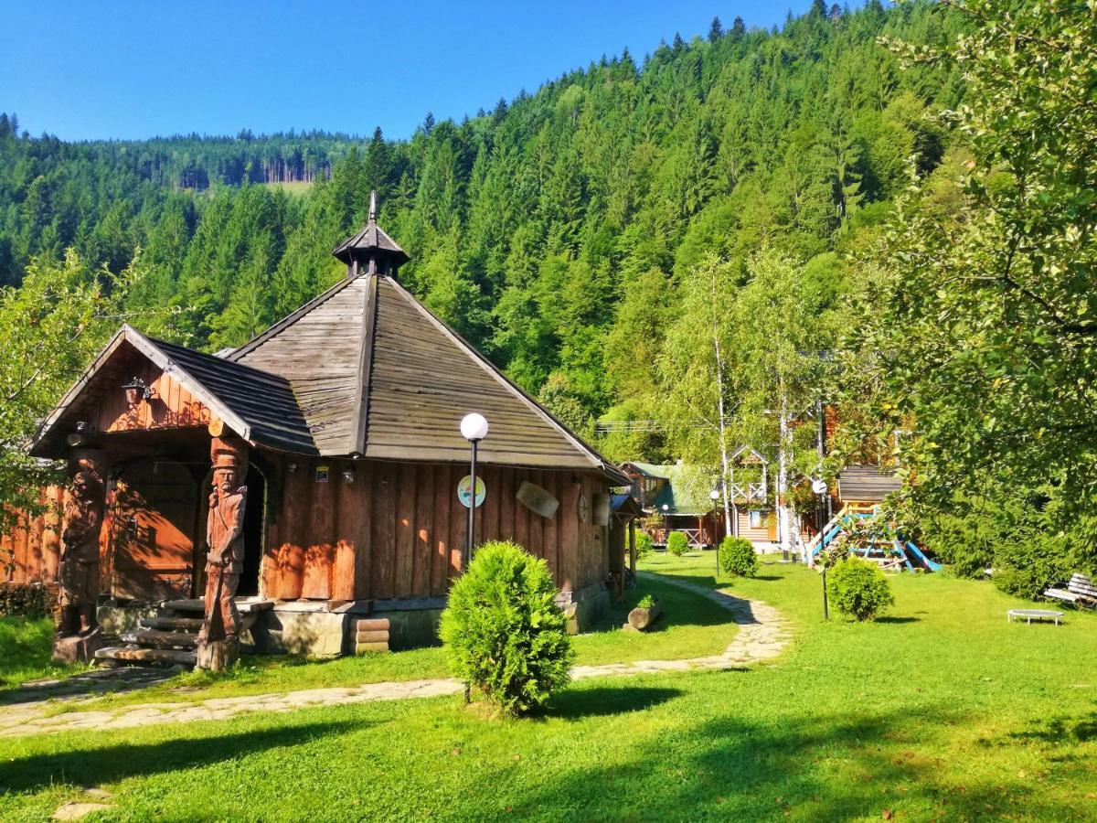 Gorycvit Hotel Verkhniy Yasenov Exterior foto